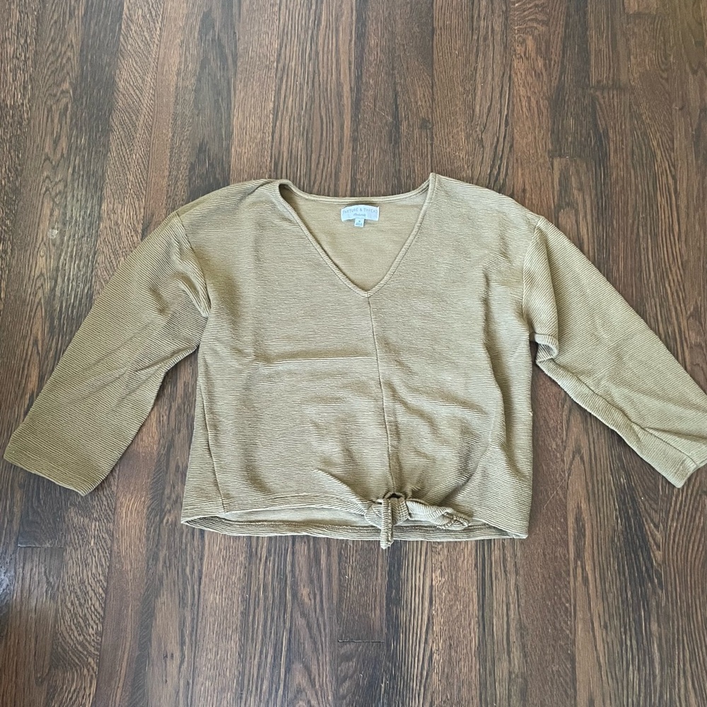 Madewell texture and thread v neck light green top